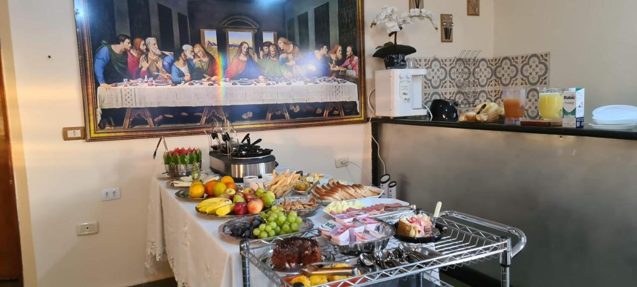 Pousada Romeiros Do Pai Eterno - Santuario Basilica De Trindade Trindade  Luaran gambar
